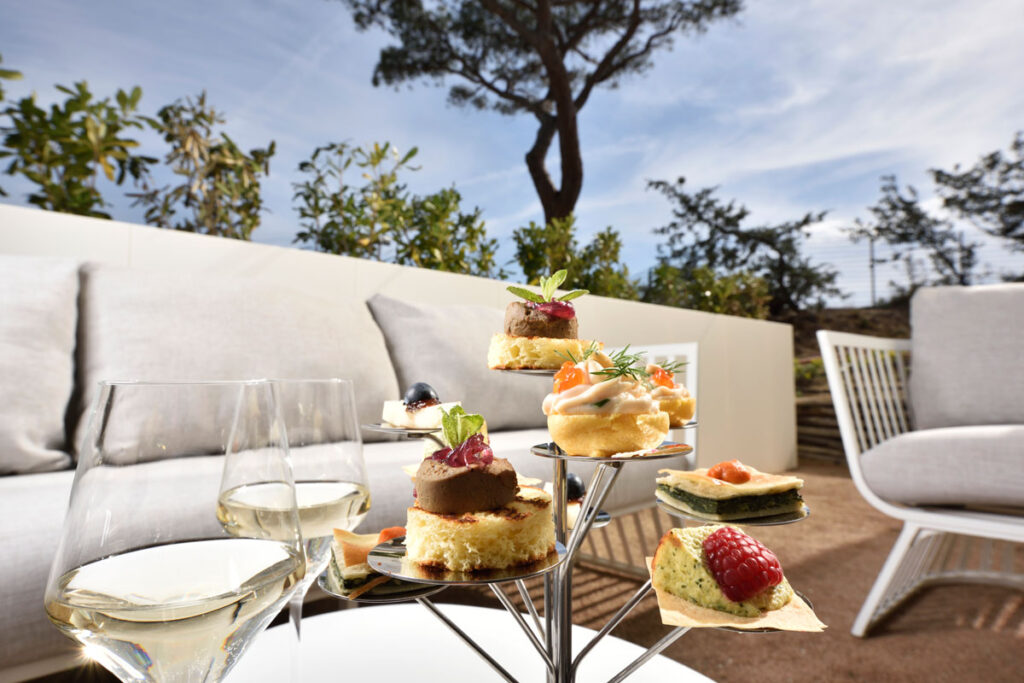 red-rabbit-ristorante-resort-toscana-mare-2 Red Rabbit